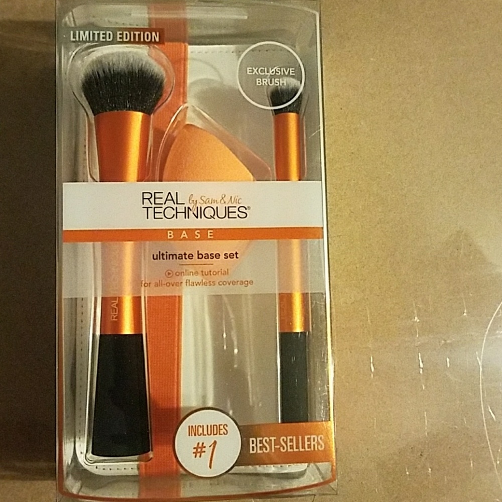 Make-up brushes  4 pieces. NEW